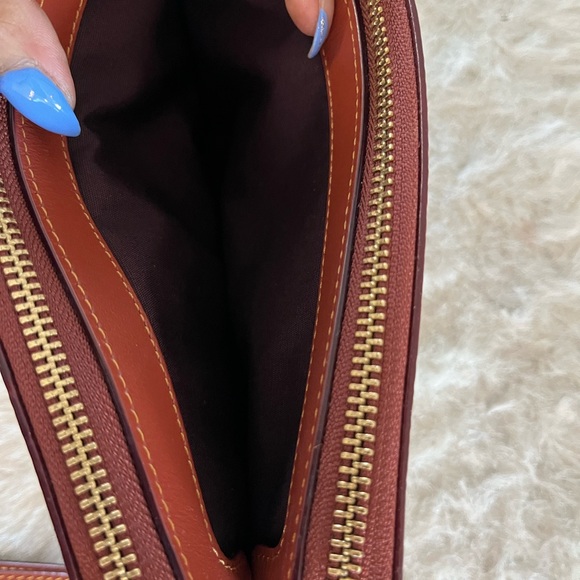 LIKE NEW COACH KIRA CROSSBODY with signature canvas. - Picture 6 of 12